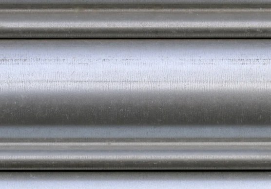 Verzinkter Stahl gegen Edelstahl: Festigkeit, Haltbarkeit und Kostenunterschiede